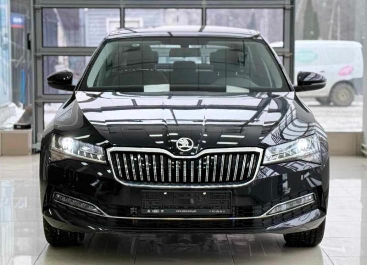 Skoda Superb теперь дешевле 4 млн рублей: что…