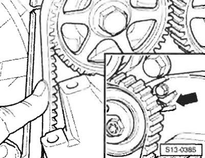 Отметить положение указателя натяжного ролика…
