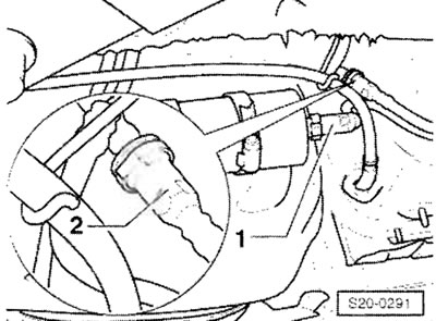 Отсоединить подводящий топливопровод -1 - и…