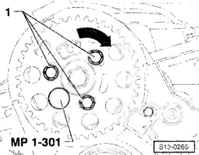 Повернуть приводную шестерню (шкив)…