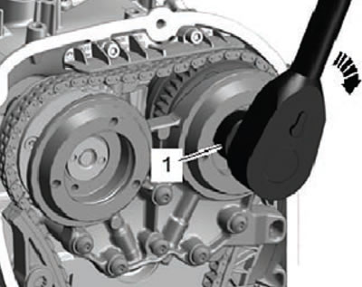 3. С помощта на специален адаптер (T10352/2)…