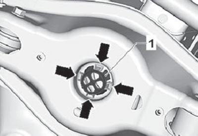 5. Remove the guide (1).