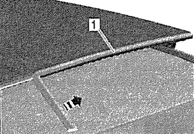 Открыть подъёмно-сдвижной люк. Вынуть задний…