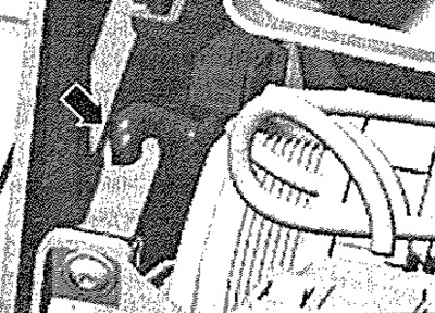 Монтаж в обратен ред. Преди да монтирате капака с…