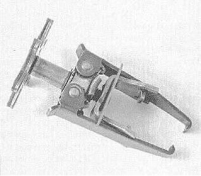 Инструмент для сжатия клапанных пружин