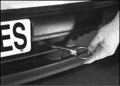 Перед началом буксировки не забудьте отпустить…