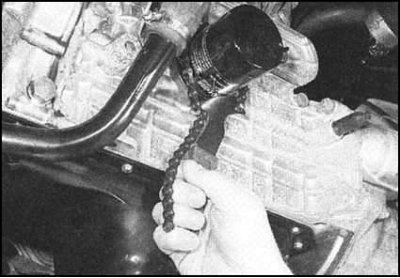 10. Для начального отдавания масляного фильтра…