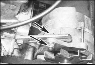 На один-два оборота отпустите верхний и нижний…