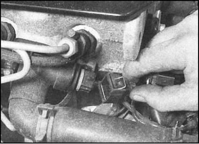 13. Перед снятием ТНВД пометьте положение…