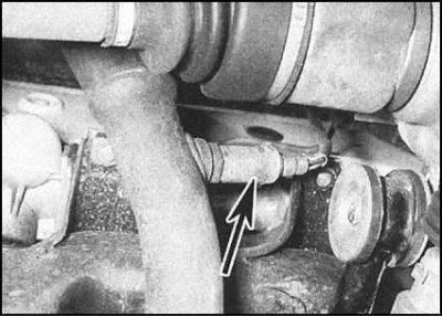 1. Кислороден сензор ввернут на входа на тръбата…