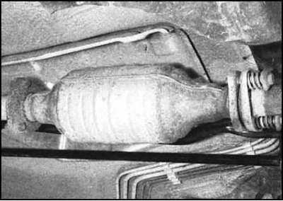 1. Подоприте каталитический преобразователь.…