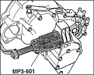 5. При помощи приспособления МР 3-601 выжмите…