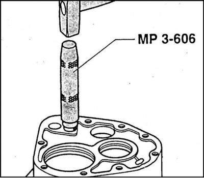 Регулировка трехплечего рычага механизма…