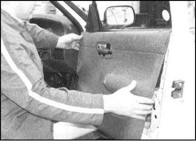 Задняя дверь