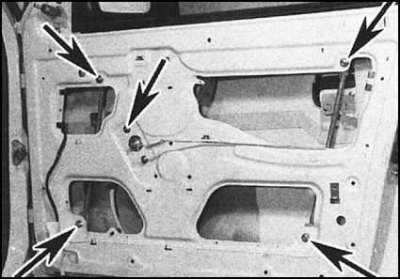 Стекло задней двери