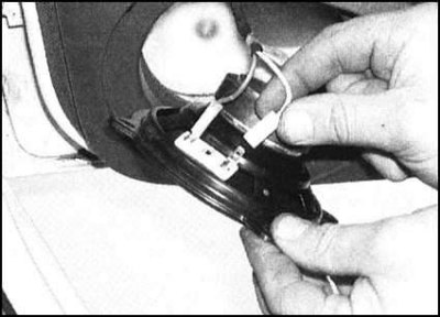 Задние громкоговорители - модели Универсал