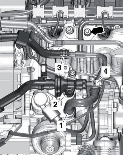 34.19. Разъём датчика «G81» и топливные линии