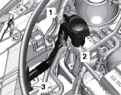 34.20. Снятие горловины бачка омывающей жидкости
