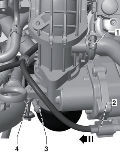 39.8. Разъём дроссельной заслонки (2) и болт…