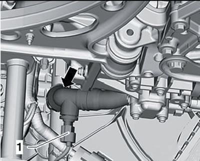 2.2а. Датчик «G83» и нижнее соединение радиатора…