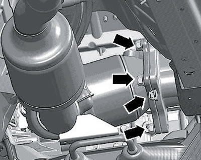 17.10. Гайки крепления выпускной трубы к…