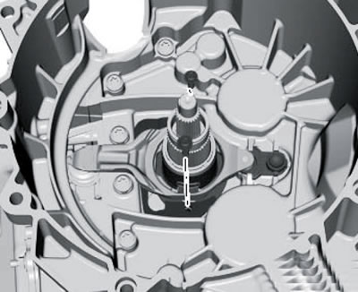 5.27. Болты крепления малого рычага включения…