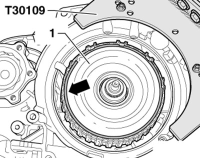16.18. Стопорное кольцо крышки сцепления