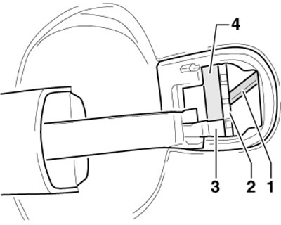 10.32. Внутренняя рукоятка отпирания двери